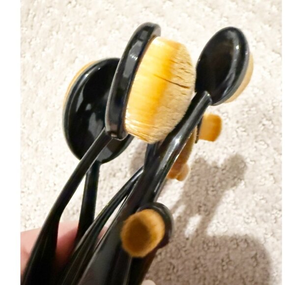 Duorime New 7pcs Black Oval Toothbrush Makeup Brush Set Cream Contour Powder - Picture 3 of 4